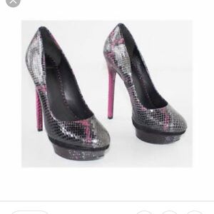 B Brian Atwood Fontanne Platform Pump